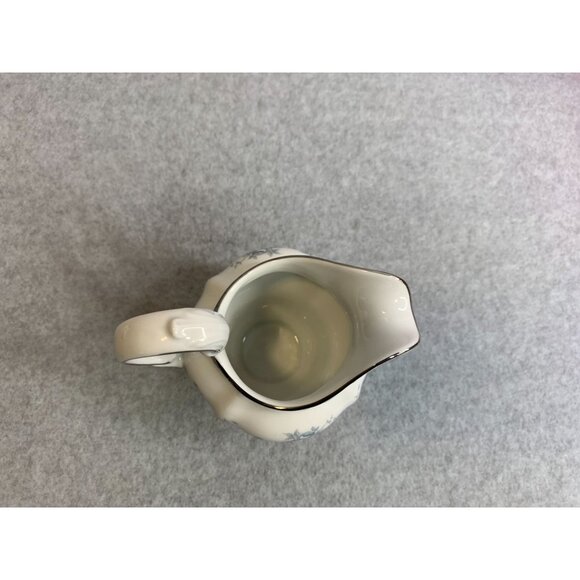 Johann Haviland Bavaria Blue Garland Creamer and Sugar Dish with Lid - Picture 3 of 9